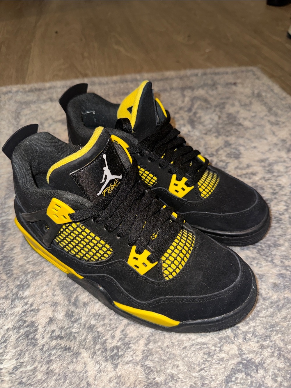 Jordan Men's Black and Yellow Low-Top Sneakers
